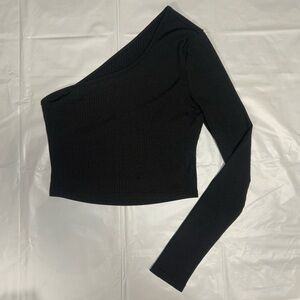 SHEIN Black One-Shoulder Ribbed Crop Top